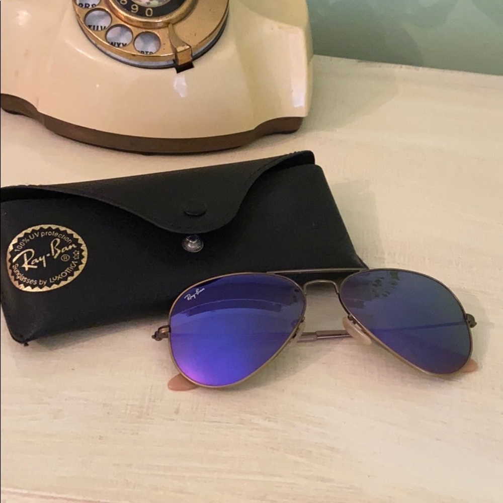 Purple RayBans that come with holder!